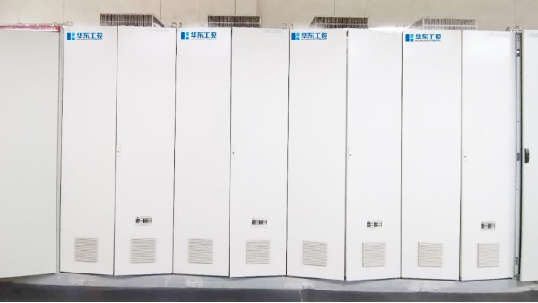 PLC控制柜的核心功能解析